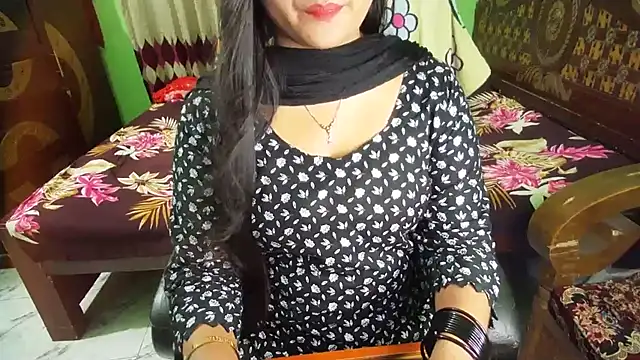 Živý XXX chat BengaliQueenStar