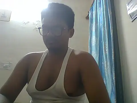 wel1332 live XXX chat