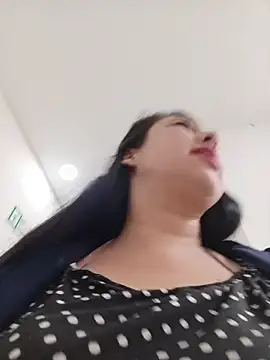 Chatroom XXX en direct de LIZETH_09