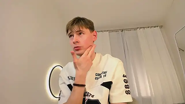 Chat XXX ao vivo de Kyle_Barry