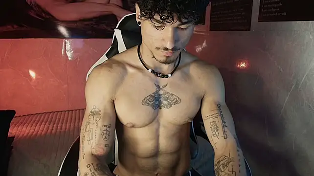 Thomas_Fit1's Live XXX Chat