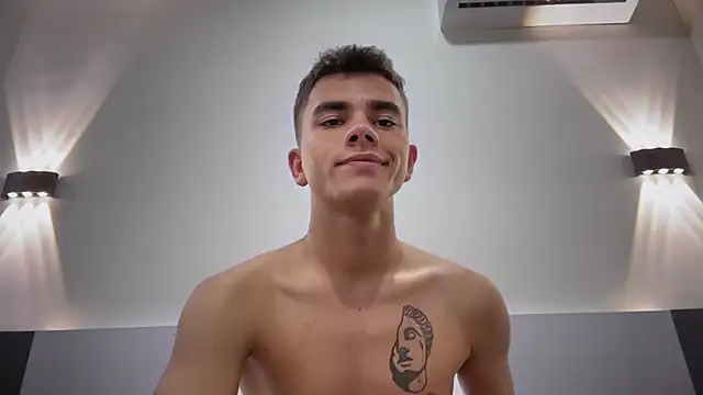 Chatroom XXX en direct de Just_Max02