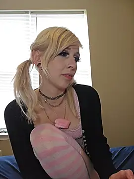 Онлайн чат XXX AmethystFoxx