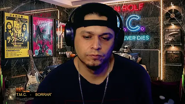 הופעת וובקאם של chino_roz