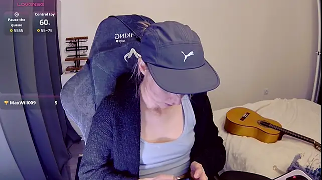 Онлайн чат XXX KatiKate