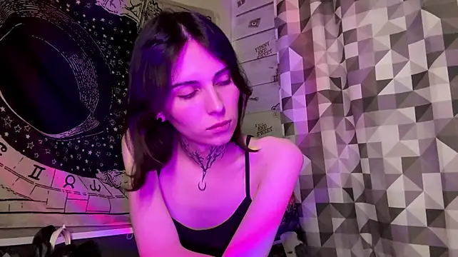 SweetFemBoyy's Live XXX Chat