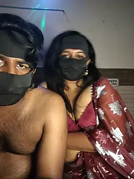 Fantacycouples Adlı Modelin Canlı XXX Sohbeti