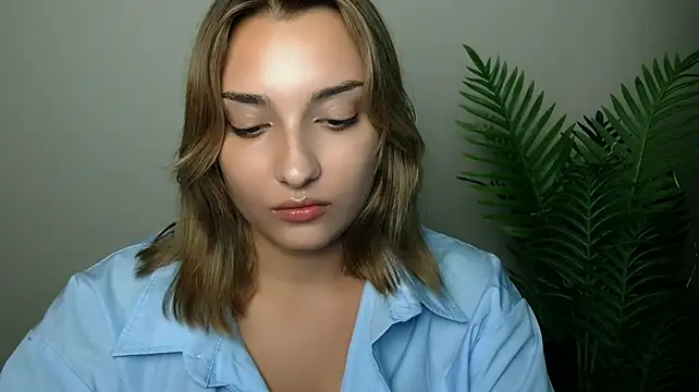 Онлайн чат XXX veryshygirl