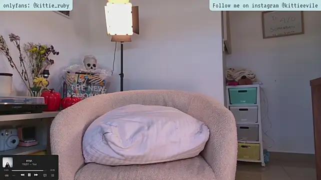 Digitalkissess Chat XXX live