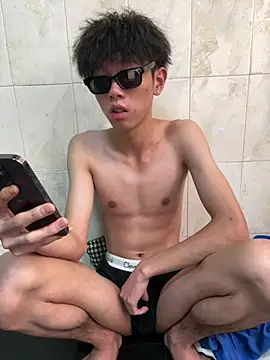 צ'אט XXX בשידור חי של YT_11
