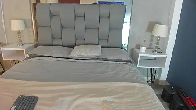 Živý XXX chat Charlie___Musk