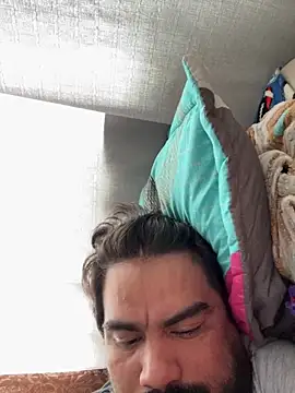 MichaelBear_21 Chat XXX live