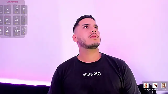 Онлайн чат XXX Axel_grey_