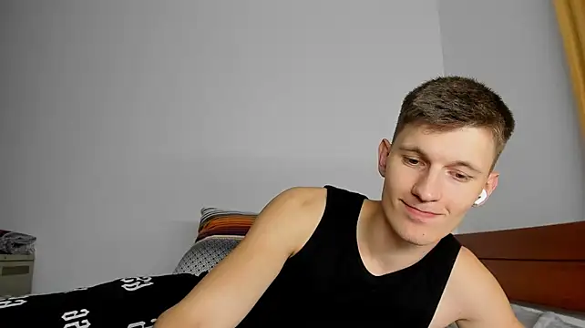 Kevin_Hornyyy's Live XXX Chat