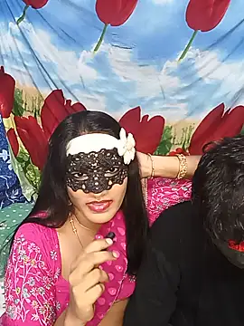 Chatroom XXX en direct de LoveBirds09