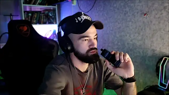 Chat XXX Live _Serious_Man