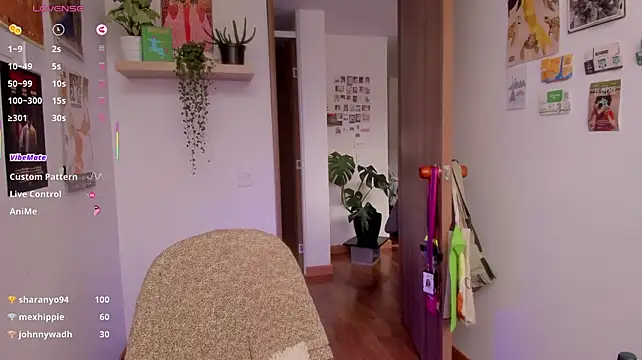 Živý XXX chat linda_giggle