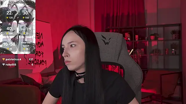 Chat +18 de SeraphineSparda ao vivo