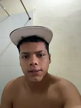 צ'אט XXX בשידור חי של jhan_pierce22
