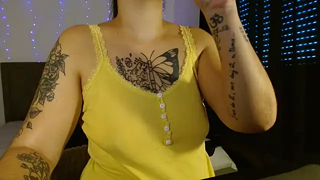 Chat +18 de bunnyfox420 ao vivo
