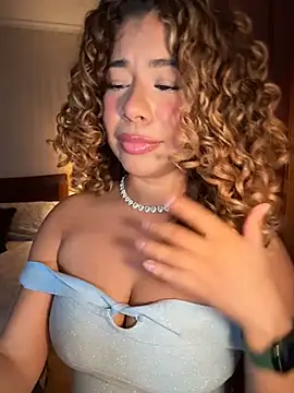 KellyXD élő XXX-chatje