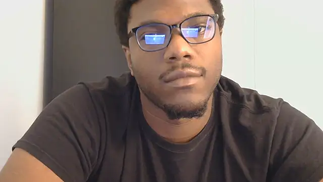 Chatroom XXX en direct de Fireladozai