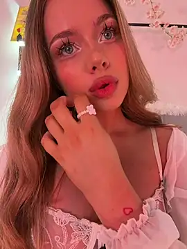 SIlviaBeyt Chat XXX live