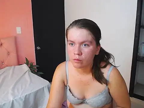 celestelara's Live XXX Chat