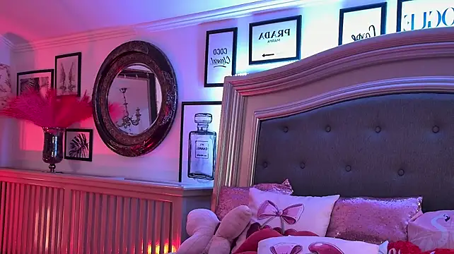 Amber_Luna Adlı Modelin Canlı XXX Sohbeti