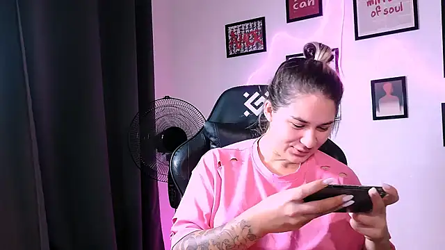 AlisaFrost Chat XXX live