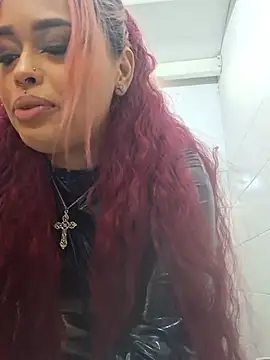 EvaaFoxxy1 Chat XXX live