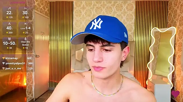Živý XXX chat Kyler_tay