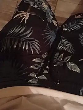 Pokazy przed kamerką – sowetothickdick