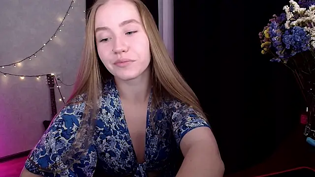 SindiWatsoon's Live XXX Chat