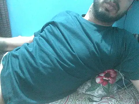 XXX chat uživo modela Precumboner