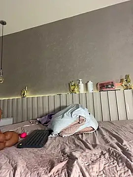 Gretta_Diaz_'s Live XXX Chat