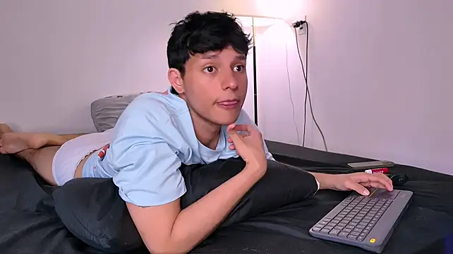 itsAlex_ élő XXX-chatje