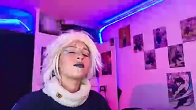 moon_winy Adlı Modelin Canlı XXX Sohbeti