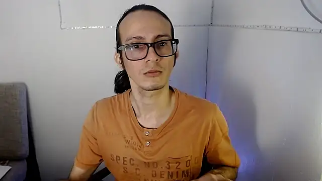 Chat XXX ao vivo de Damian_Dusk