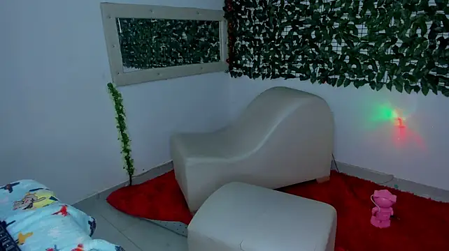XXX chat uživo modela The_beby_guy