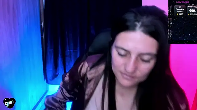 Chat +18 de Saskyaa ao vivo