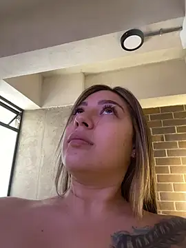 צ'אט XXX בשידור חי של Latina_vanessa