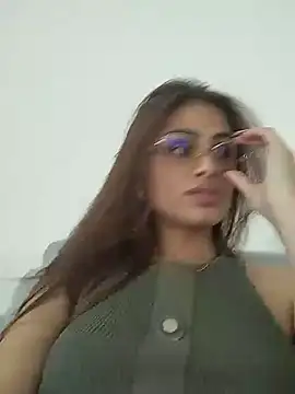 XXX chat uživo modela Ariaa_Collins