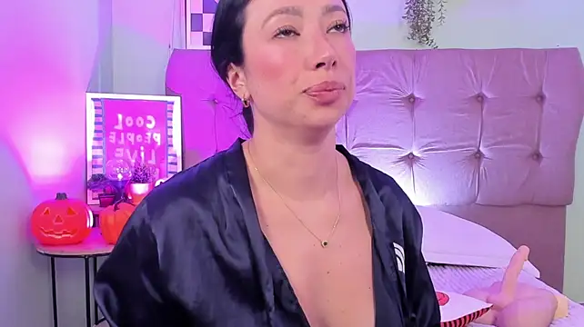 lilyy_evanssのライブXXXチャット