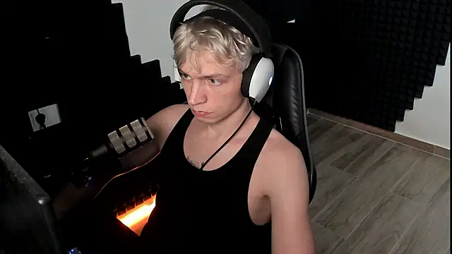 More_than_friend Webcam show
