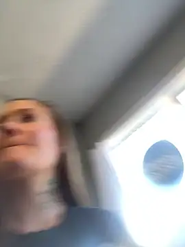 BritnieReyn Chat XXX live