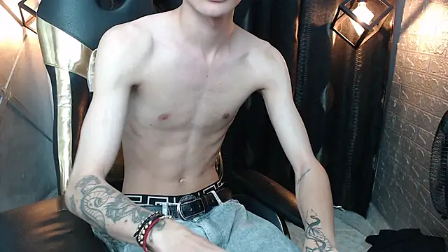 Онлайн чат XXX DAMIAN_22