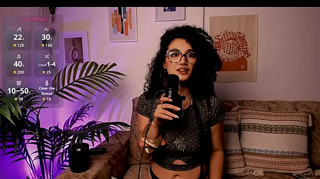 Chat +18 de CurlyMeryJane ao vivo