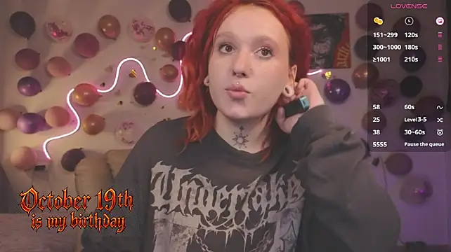 The_Full_Red_Moon Chat XXX live