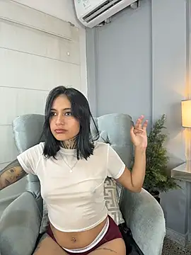 XXX chat uživo modela Nicolle_Sweett__